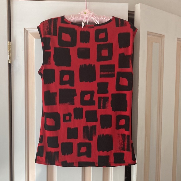 Michael Kors size medium red and black droop neck blouse - Picture 6 of 6